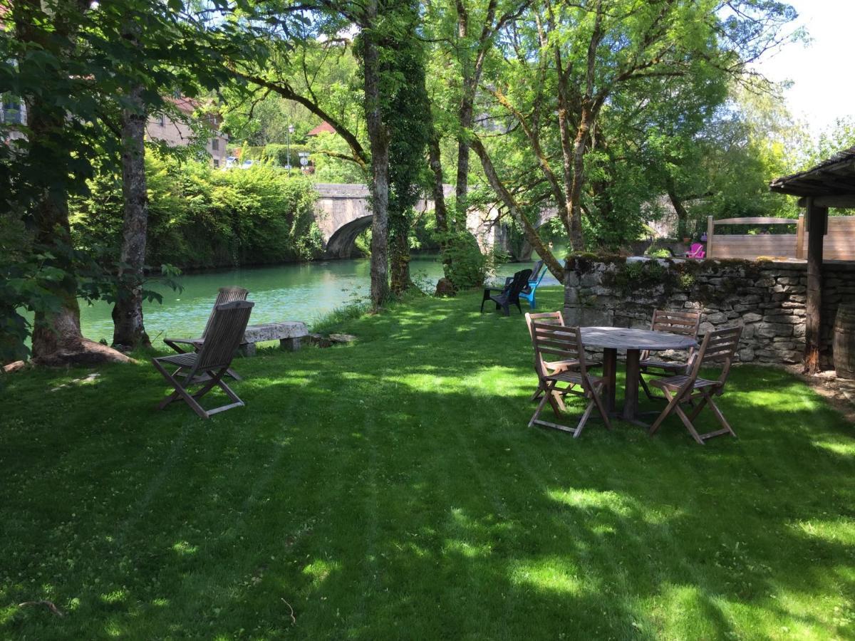 Gite Sur Loue Ornans Exterior foto